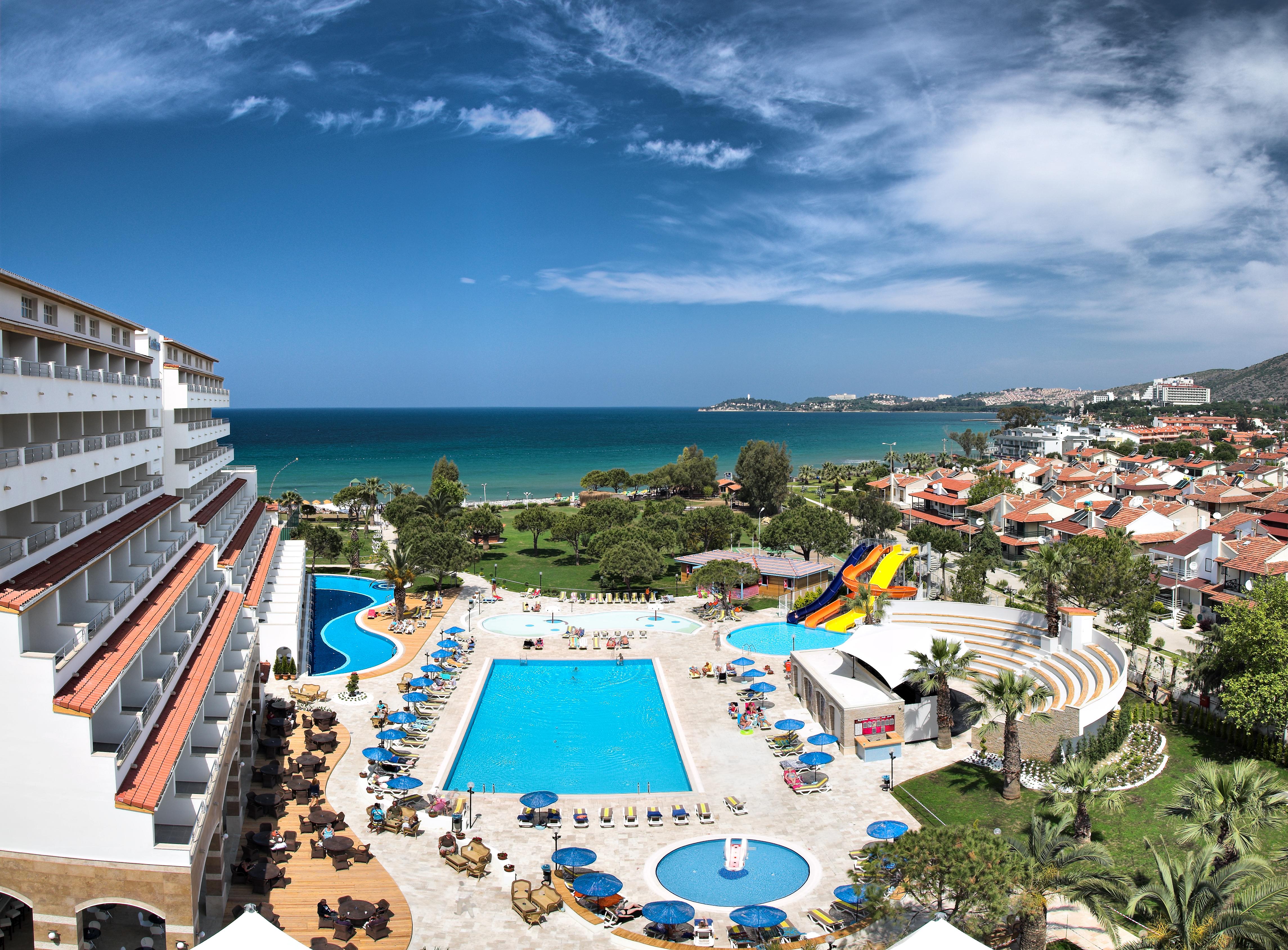 Batihan Beach Resort&Spa - 24H All Inclusive Kusadasi Bagian luar foto