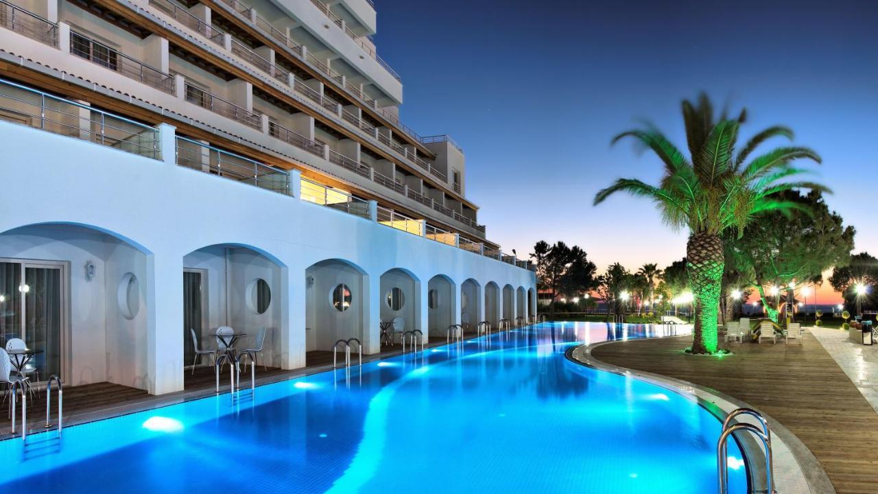 Batihan Beach Resort&Spa - 24H All Inclusive Kusadasi Bagian luar foto