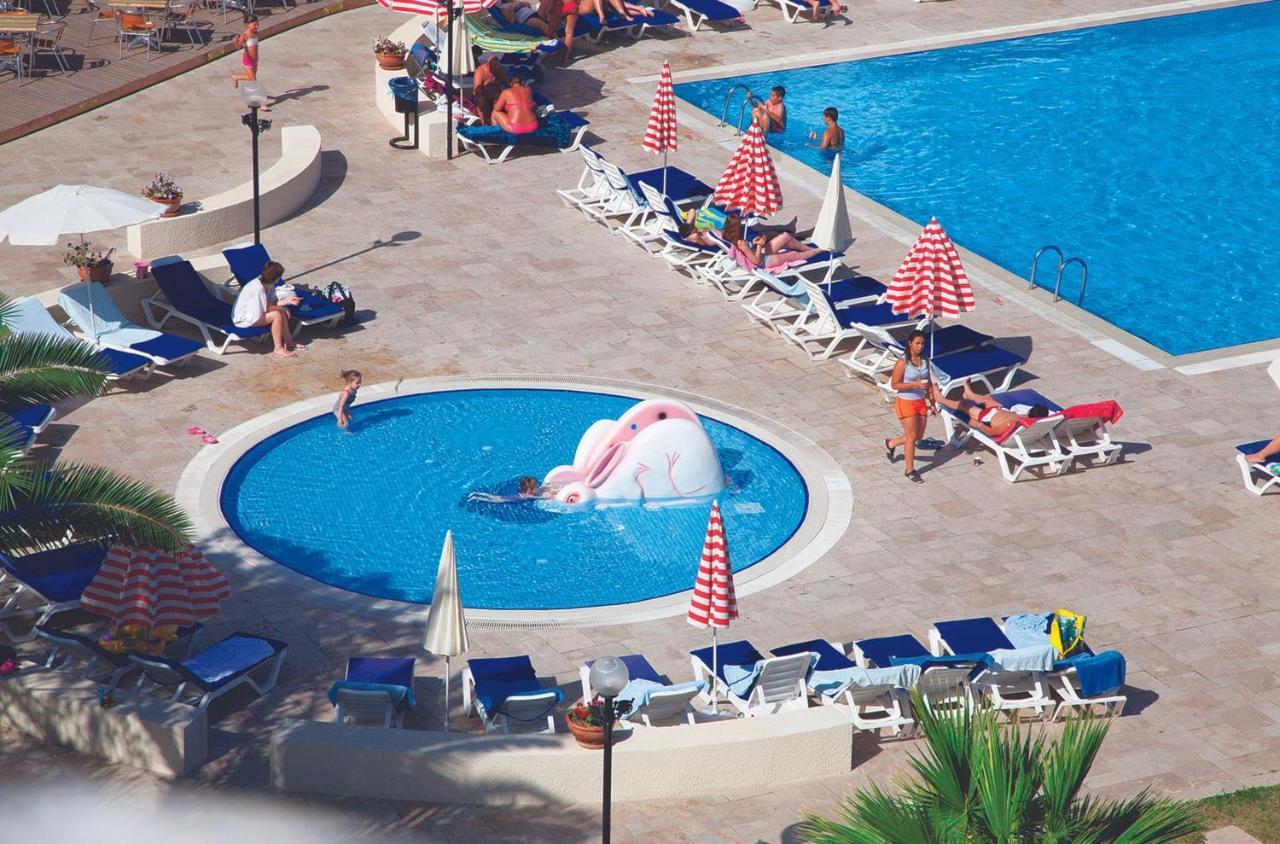 Batihan Beach Resort&Spa - 24H All Inclusive Kusadasi Bagian luar foto