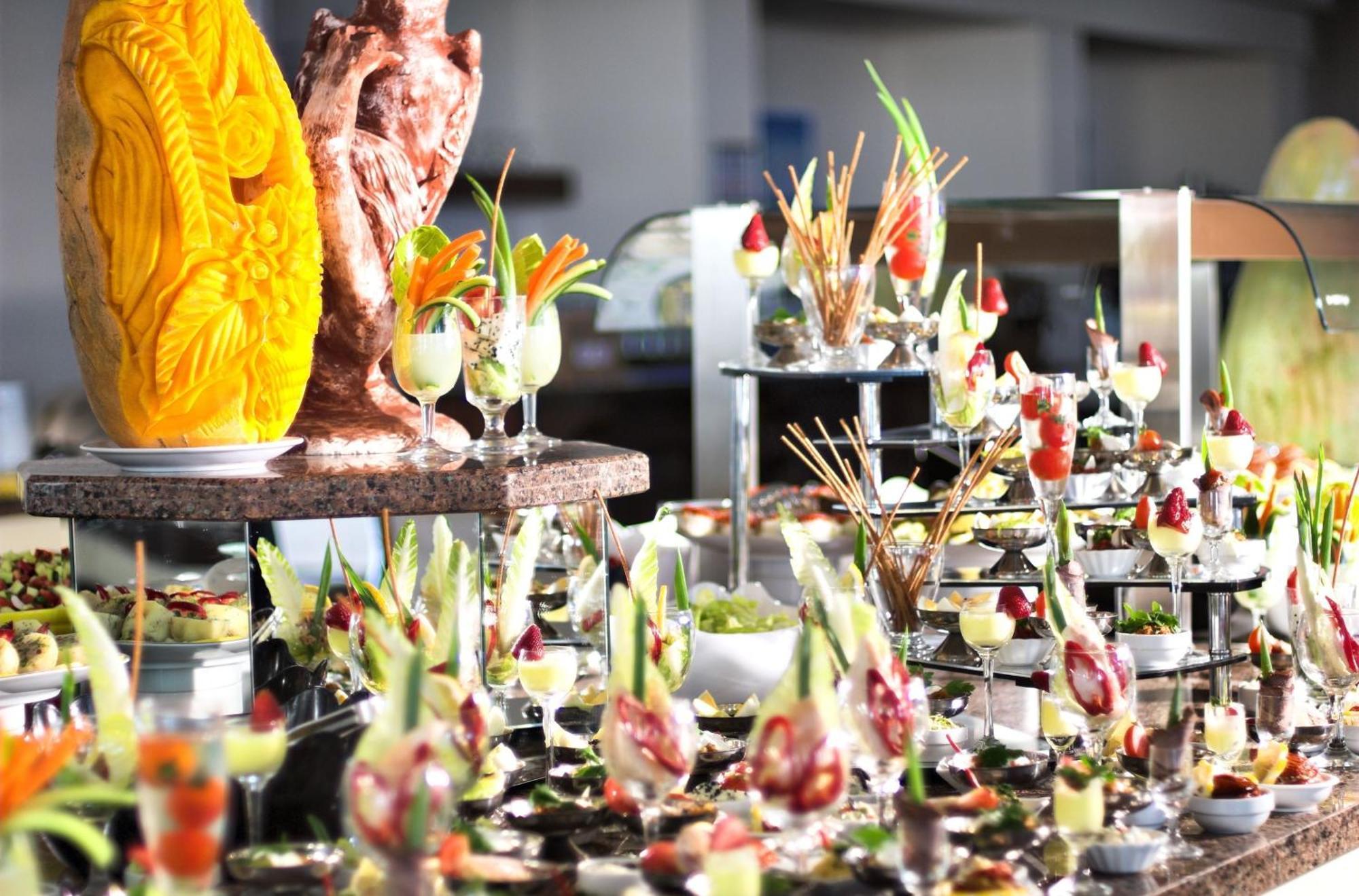 Batihan Beach Resort&Spa - 24H All Inclusive Kusadasi Bagian luar foto