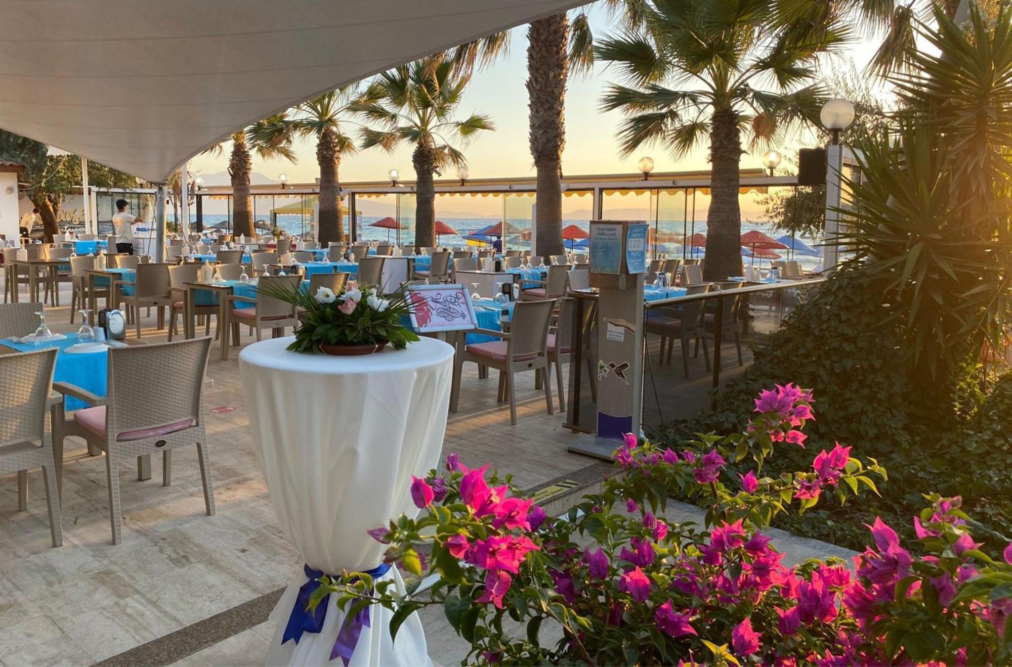 Batihan Beach Resort&Spa - 24H All Inclusive Kusadasi Bagian luar foto